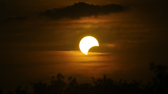 éclipse totale de soleil